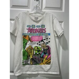 Marvel Avengers Graphic T-Shirt Short Sleeve Size Medium